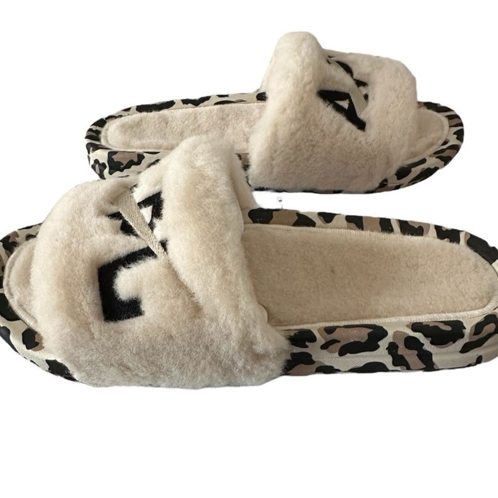 APL Women’s Shearling Slide Sandal in Parchment/Black/Leopard. 🖤🤍🤎 Size 8. NI